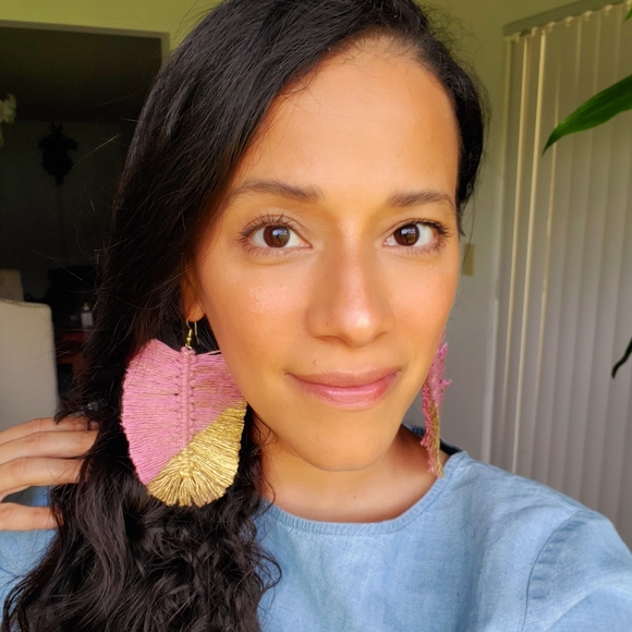 Meet your Posher - Picture 2 of 8